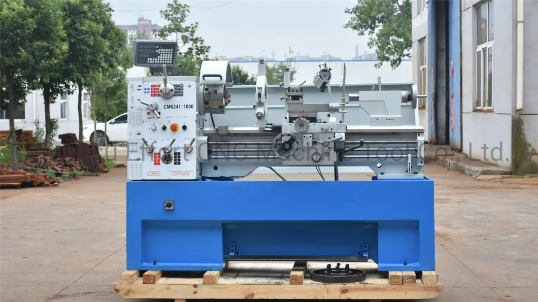 CD6241/Cm6241 Conventional Lathe for Metal Cutting with Ce
