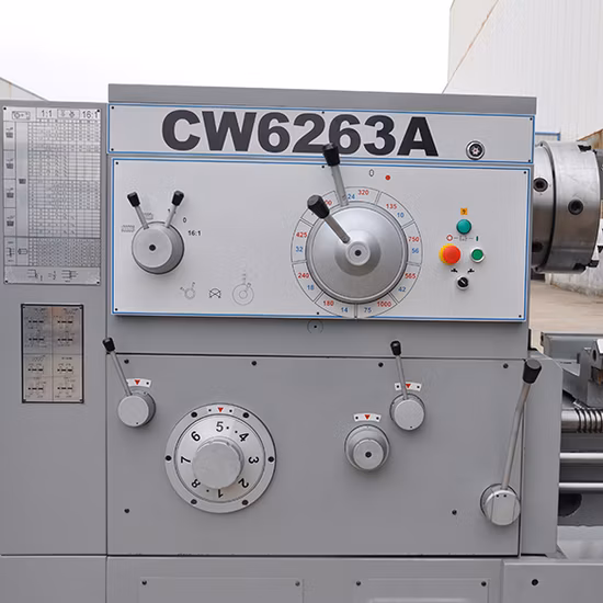 Gear Head Conventional Engine Lathe Cw6263A/2000